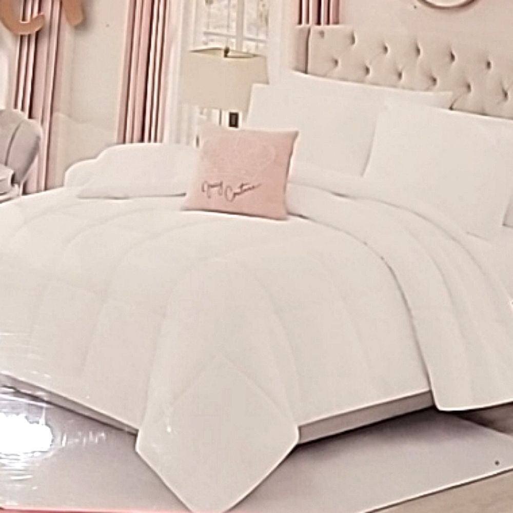Juicy Couture Plush Velour 4-PC King Bed Set- White/Pink